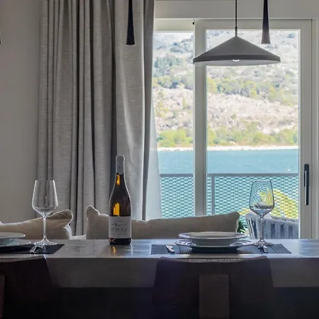 Chelmis Sea Front - Oceanis Appartement *